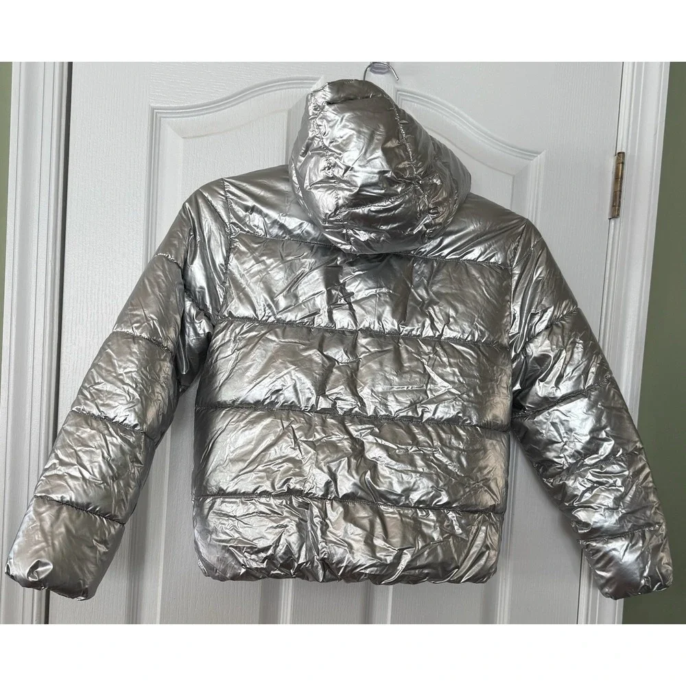 Converse Chuck Taylor All Star Puffer Jacket Youth Size‎ Large Metallic Silver
